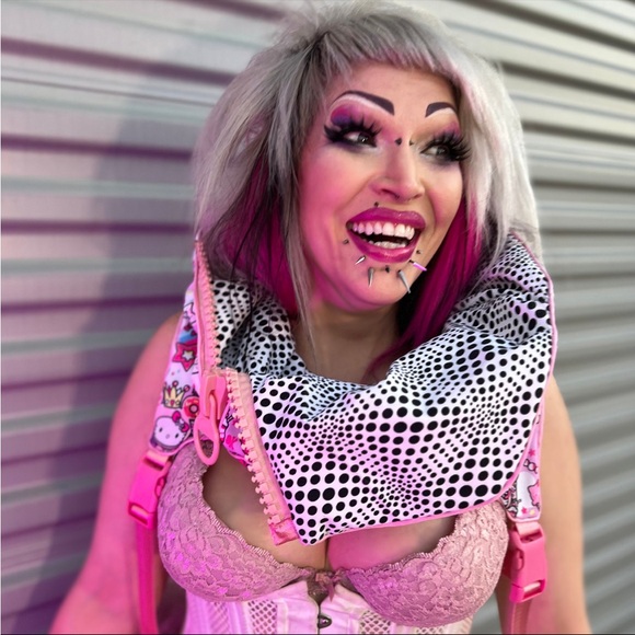 Toki Doki Kawaii Kitty DefenzMechanizm Designs Protective Festival Hood - Picture 10 of 10